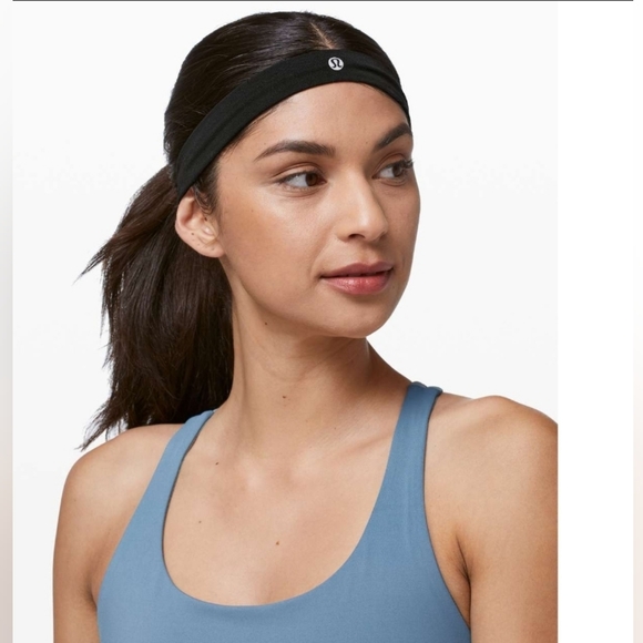 lululemon athletica Other - Lululemon Women's Cardio Cross Trainer Headband NWT - Black